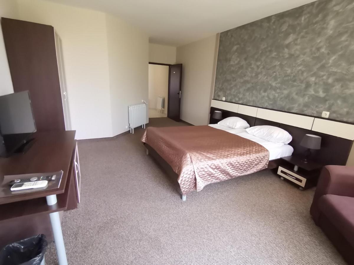 Park Hotel Arbanassi Luaran gambar