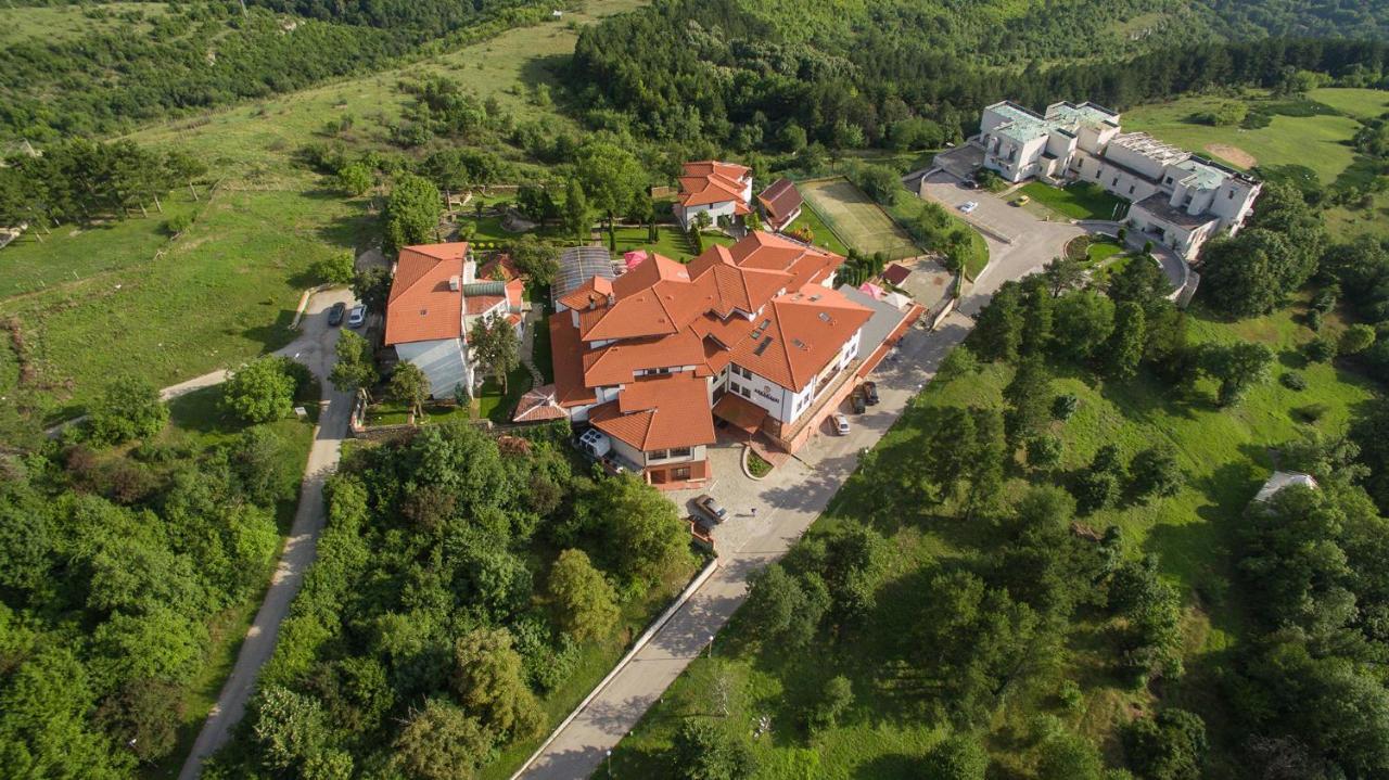 Park Hotel Arbanassi Luaran gambar
